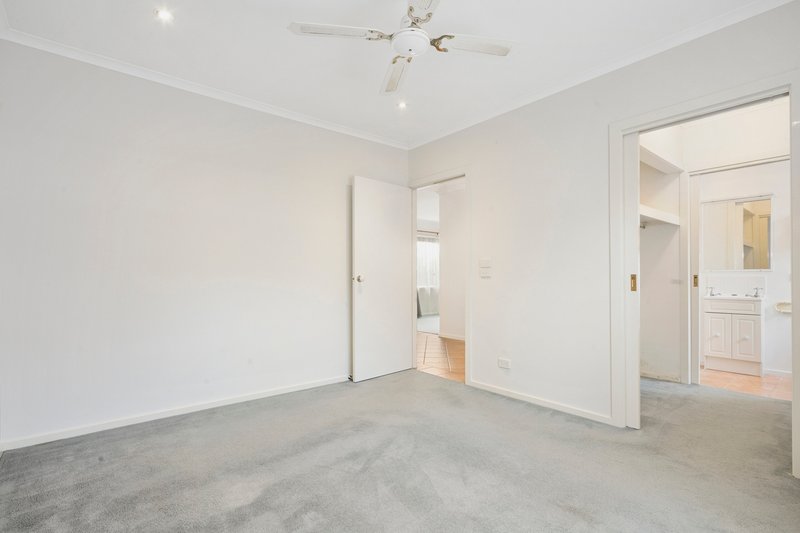 Photo - 8 Clover Street, Lara VIC 3212 - Image 7