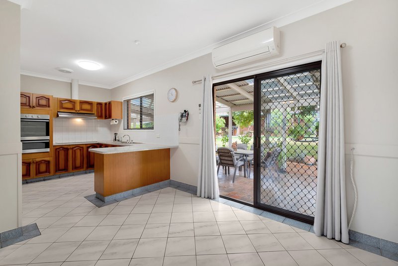 Photo - 8 Clunies Place, Bonnyrigg Heights NSW 2177 - Image 5