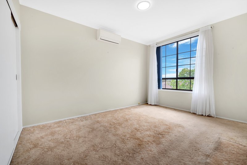 Photo - 8 Clunies Place, Bonnyrigg Heights NSW 2177 - Image 7