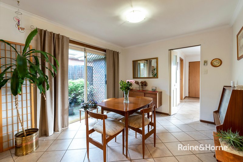 Photo - 8 Coachwood Court, Wynn Vale SA 5127 - Image 8