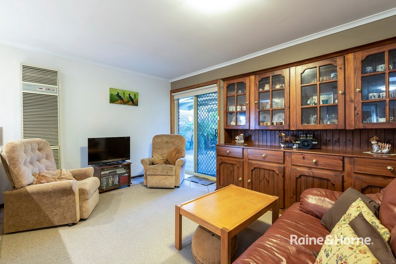 Photo - 8 Coachwood Court, Wynn Vale SA 5127 - Image 12