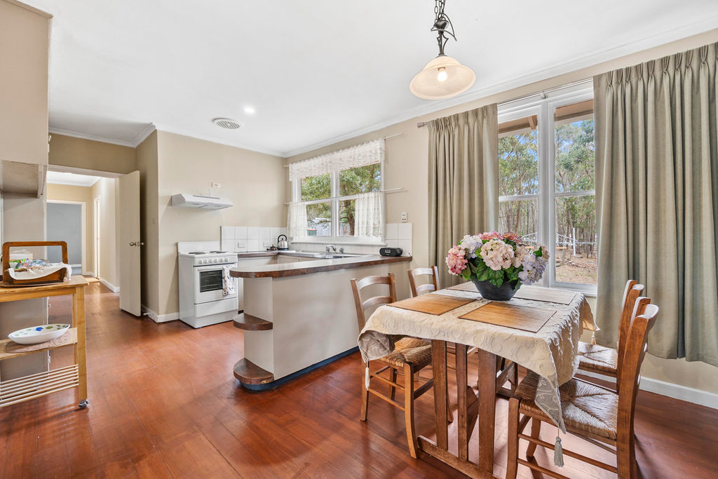 4-bedroom house at 8 Cochrane Drive, Snake Valley, VIC 3351, Pyrenees, Victoria