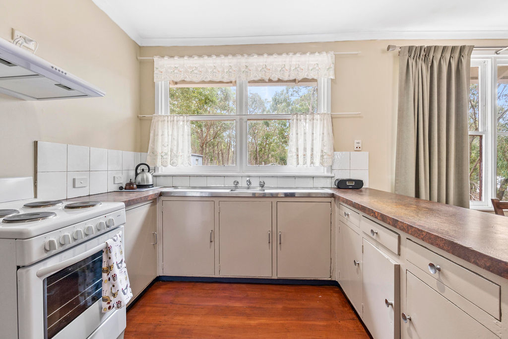 4-bedroom house at 8 Cochrane Drive, Snake Valley, VIC 3351, Pyrenees, Victoria