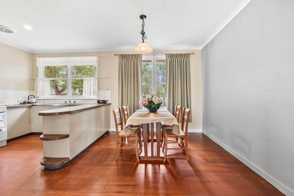 4-bedroom house at 8 Cochrane Drive, Snake Valley, VIC 3351, Pyrenees, Victoria