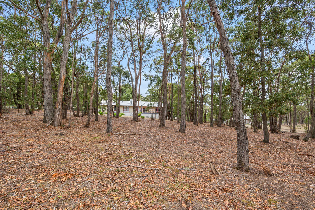 4-bedroom house at 8 Cochrane Drive, Snake Valley, VIC 3351, Pyrenees, Victoria