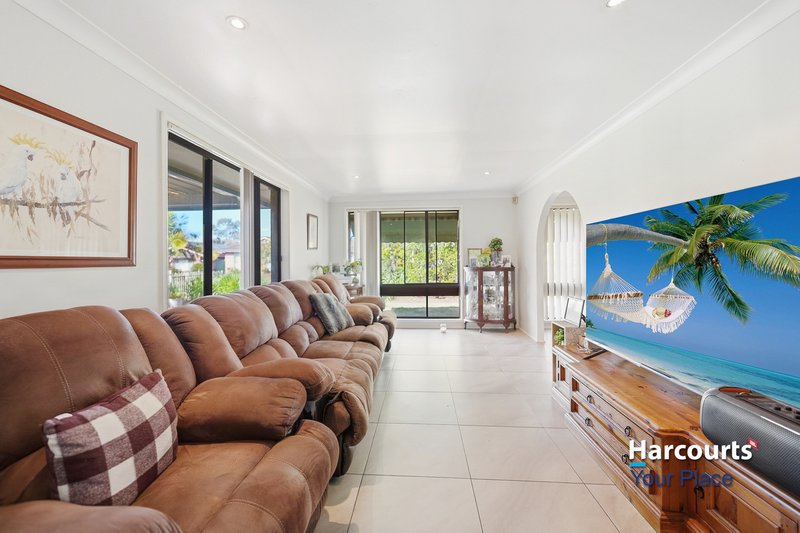 Photo - 8 Cody Place, Oakhurst NSW 2761 - Image 3