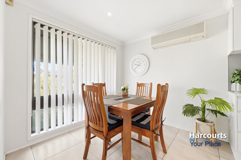 Photo - 8 Cody Place, Oakhurst NSW 2761 - Image 7