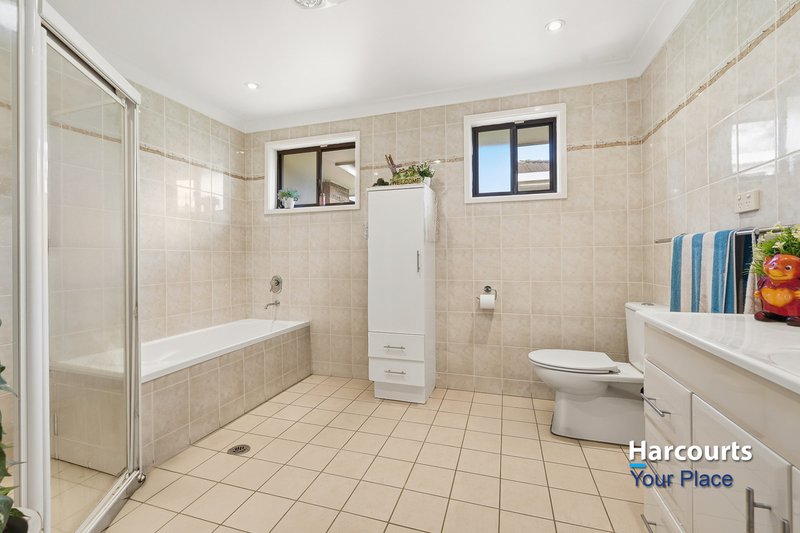 Photo - 8 Cody Place, Oakhurst NSW 2761 - Image 11