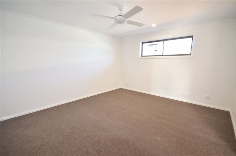 Photo - 8 Cohen Way, Port Macquarie NSW 2444 - Image 6