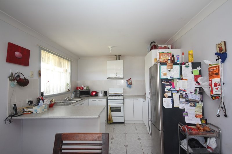 Photo - 8 Cole Crescent, Oberon NSW 2787 - Image 5