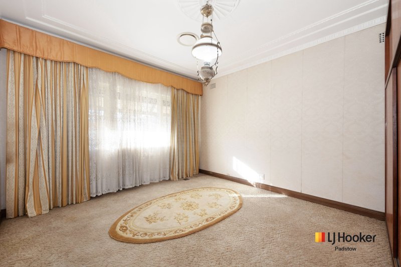 Photo - 8 Colin Avenue, Riverwood NSW 2210 - Image 5