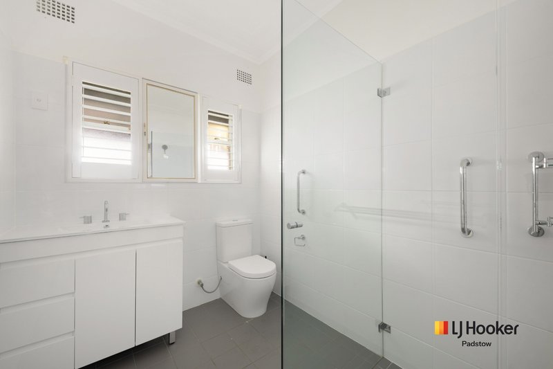 Photo - 8 Colin Avenue, Riverwood NSW 2210 - Image 6