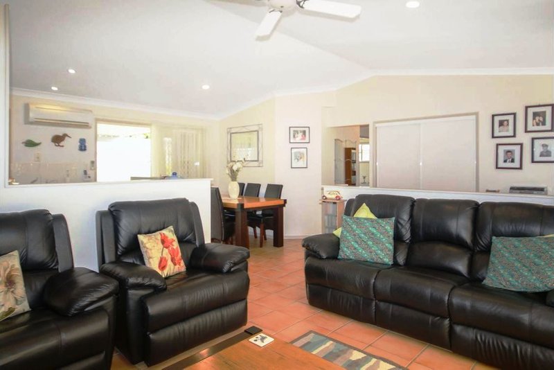 Photo - 8 Coljohn Street, Landsborough QLD 4550 - Image 4