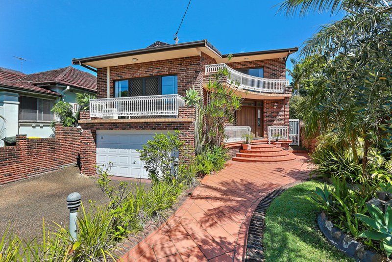 Photo - 8 Collingwood Avenue, Cabarita NSW 2137 - Image 1