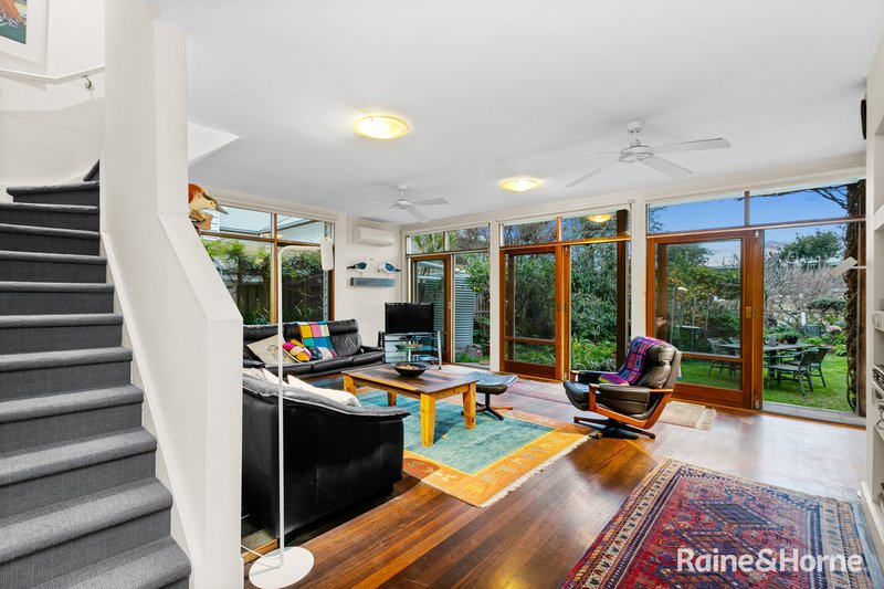 Photo - 8 Collingwood Road, Newport VIC 3015 - Image 4