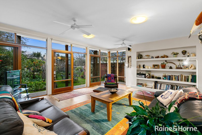 Photo - 8 Collingwood Road, Newport VIC 3015 - Image 6