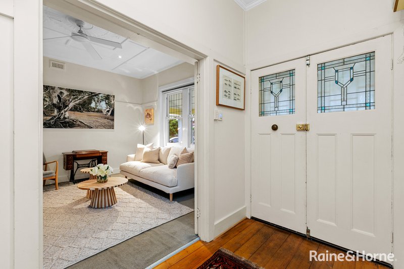 Photo - 8 Collingwood Road, Newport VIC 3015 - Image 11