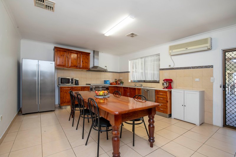 Photo - 8 Collins Street, Croydon Park SA 5008 - Image 5