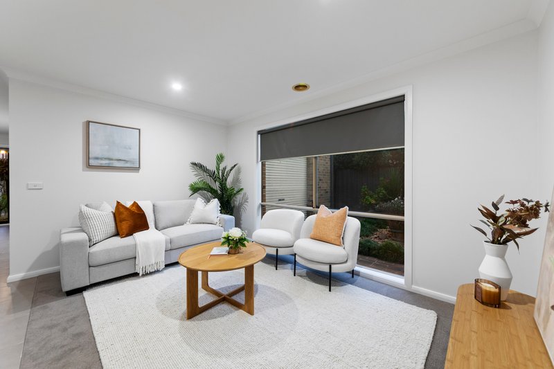 Photo - 8 Como Chase, Pakenham VIC 3810 - Image 10