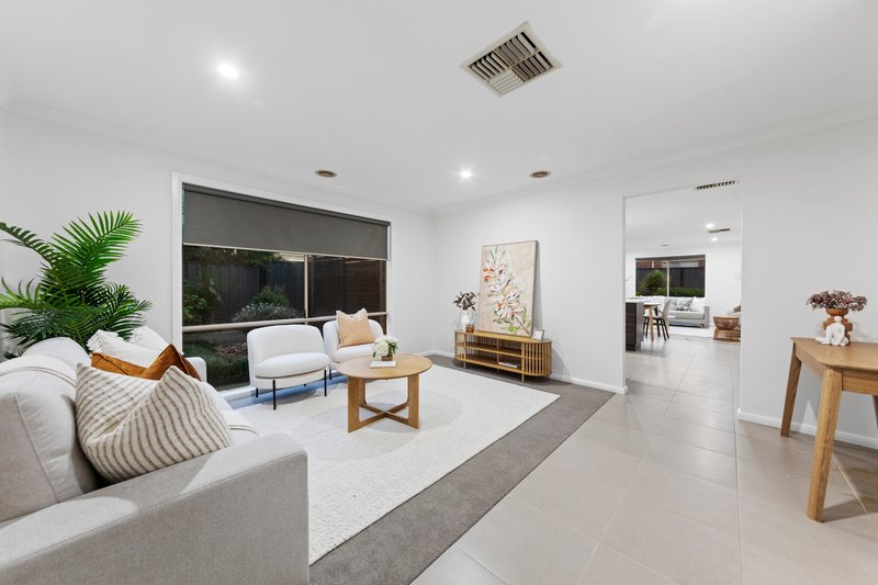 Photo - 8 Como Chase, Pakenham VIC 3810 - Image 11