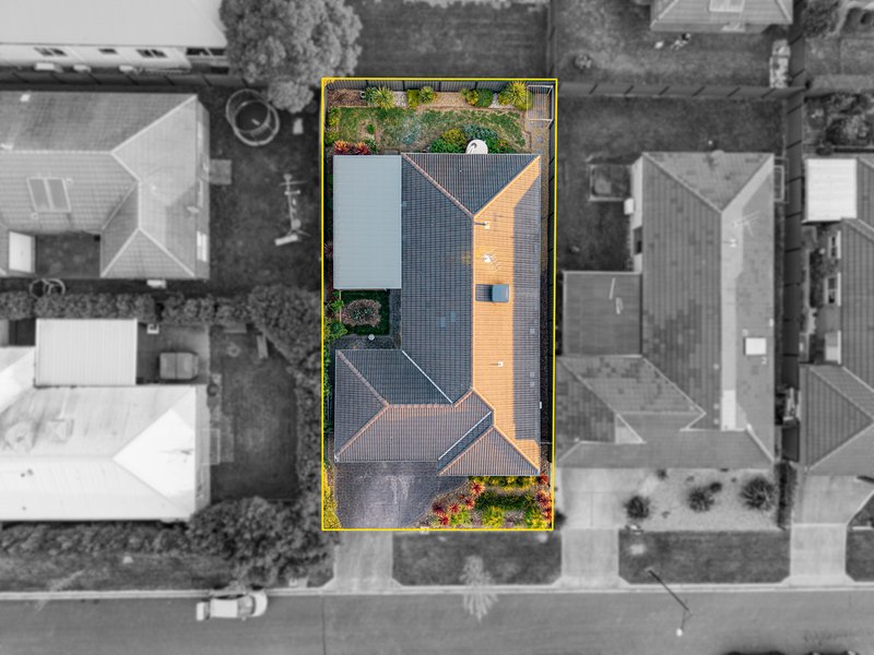 Photo - 8 Como Chase, Pakenham VIC 3810 - Image 33