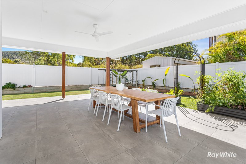 Photo - 8 Conical Rocks Avenue, Pacific Heights QLD 4703 - Image 25