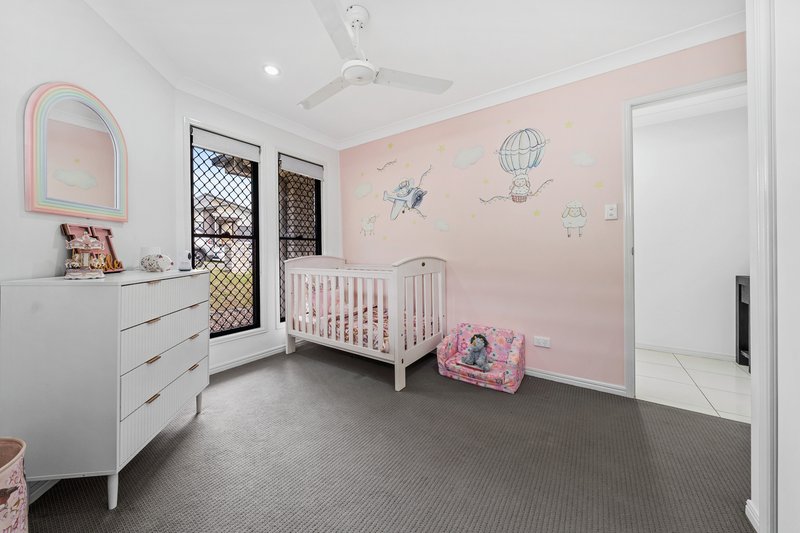 Photo - 8 Conjola Lane, Waterford QLD 4133 - Image 12