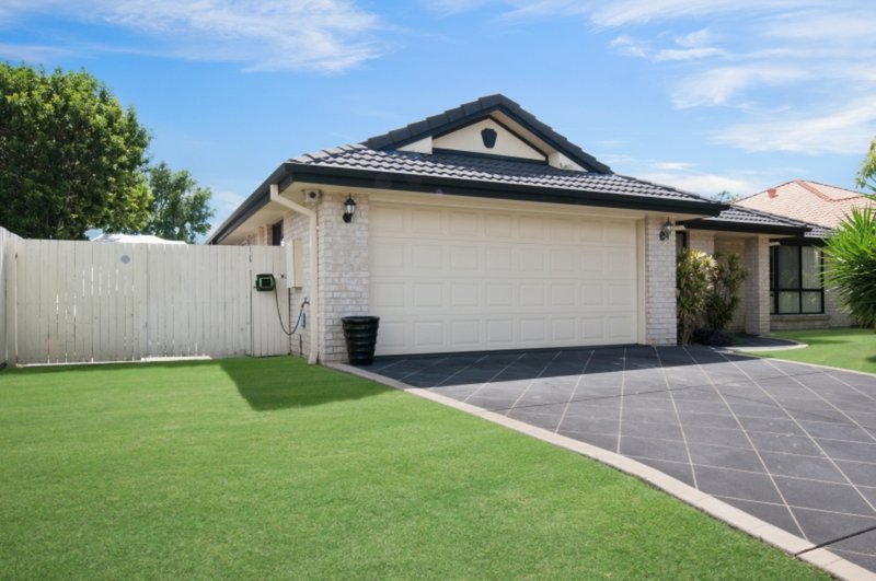 Photo - 8 Conjola Street, North Lakes QLD 4509 - Image 2