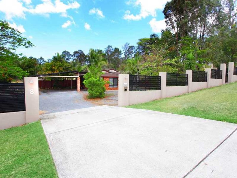 Photo - 8 Connemara Road, Gaven QLD 4211 - Image 9