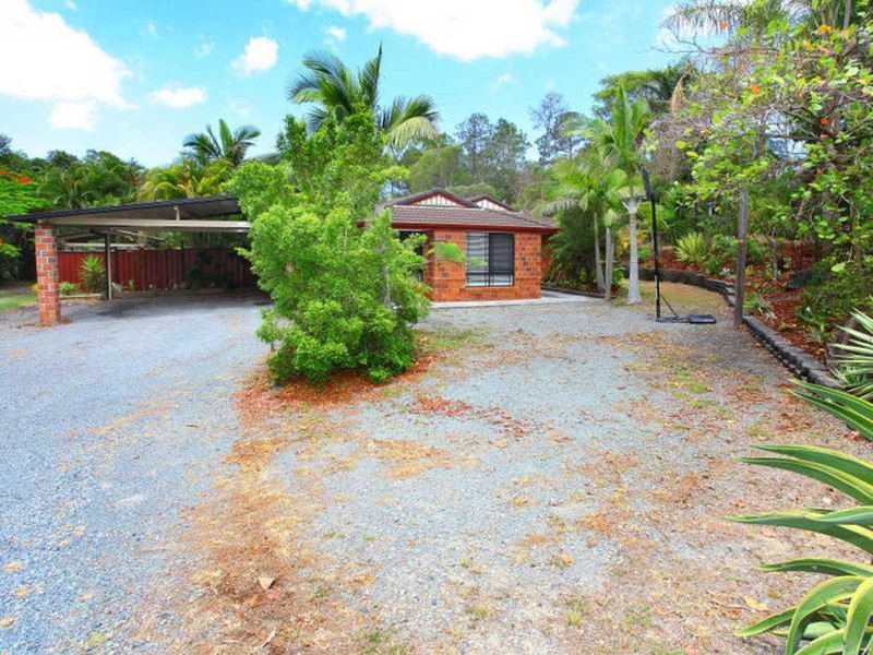 Photo - 8 Connemara Road, Gaven QLD 4211 - Image 11