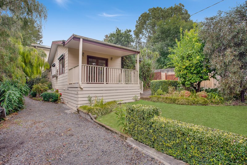 8 Connors Flat Road, Wandin North VIC 3139