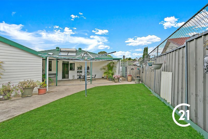 Photo - 8 Cook Place, Lalor Park NSW 2147 - Image 9