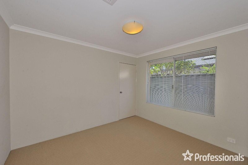 Photo - 8 Cookham Green, Wellard WA 6170 - Image 9