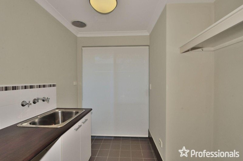 Photo - 8 Cookham Green, Wellard WA 6170 - Image 11