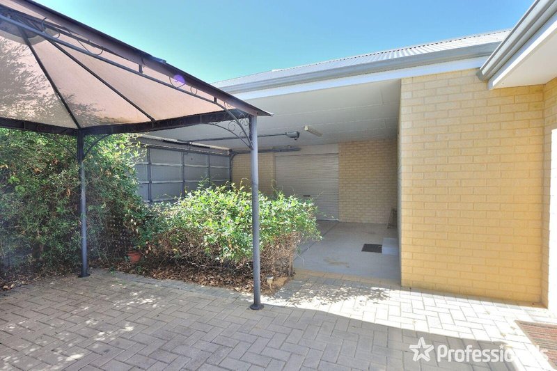 Photo - 8 Cookham Green, Wellard WA 6170 - Image 12