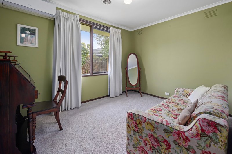 Photo - 8 Cooma Court, Lalor VIC 3075 - Image 12