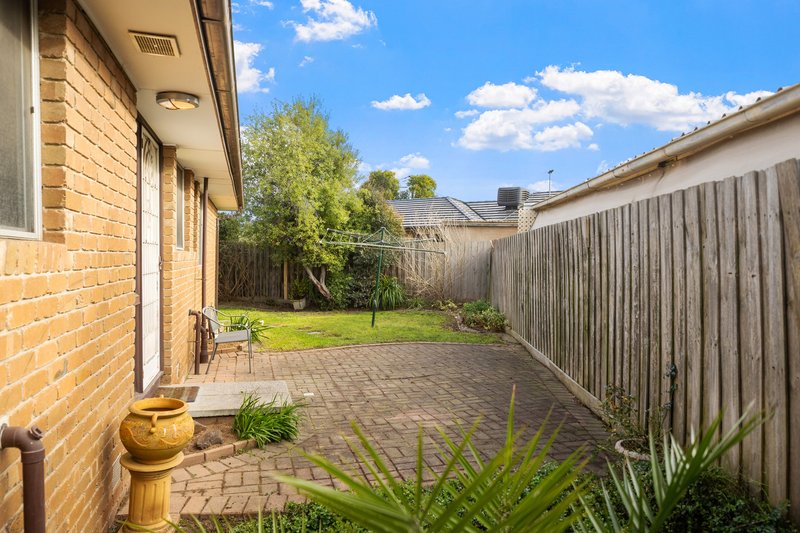 Photo - 8 Cooma Court, Lalor VIC 3075 - Image 14