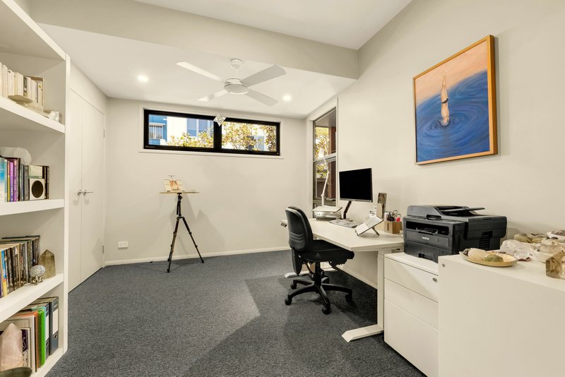 Photo - 8 Coomboo Lane, Maroochydore QLD 4558 - Image 12