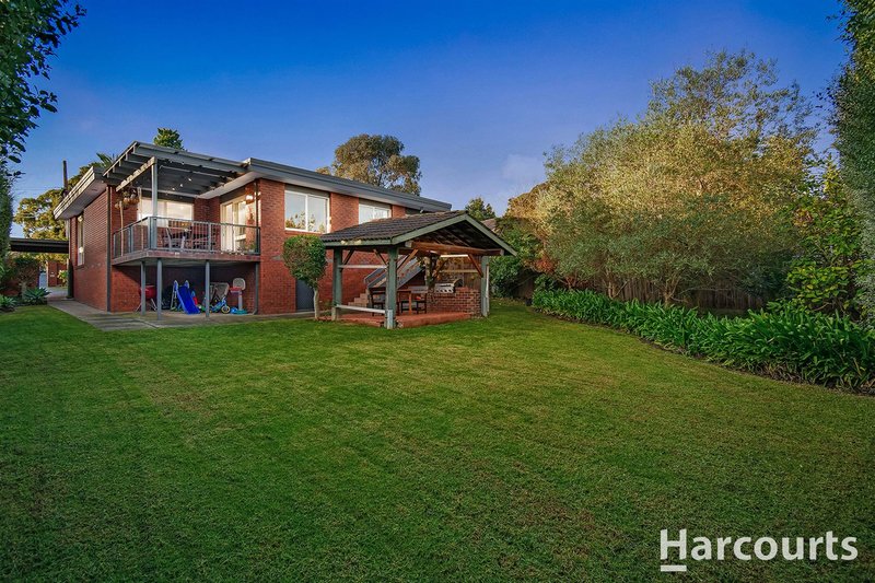 8 Coonawarra Drive, Vermont South VIC 3133