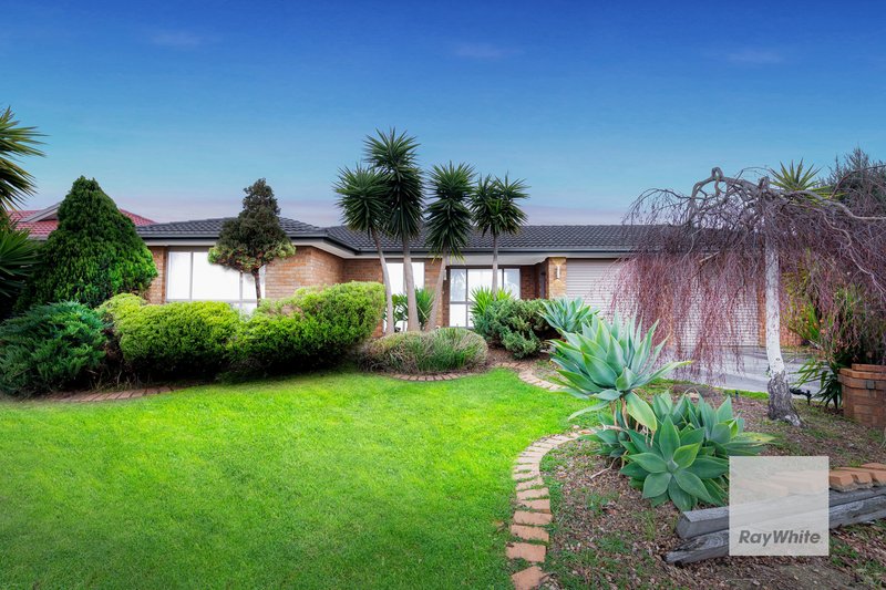 8 Cooper Court, Delahey VIC 3037