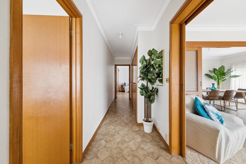 Photo - 8 Cooper Street, Preston VIC 3072 - Image 3