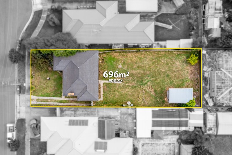 8 Coral Court, Craigieburn VIC 3064