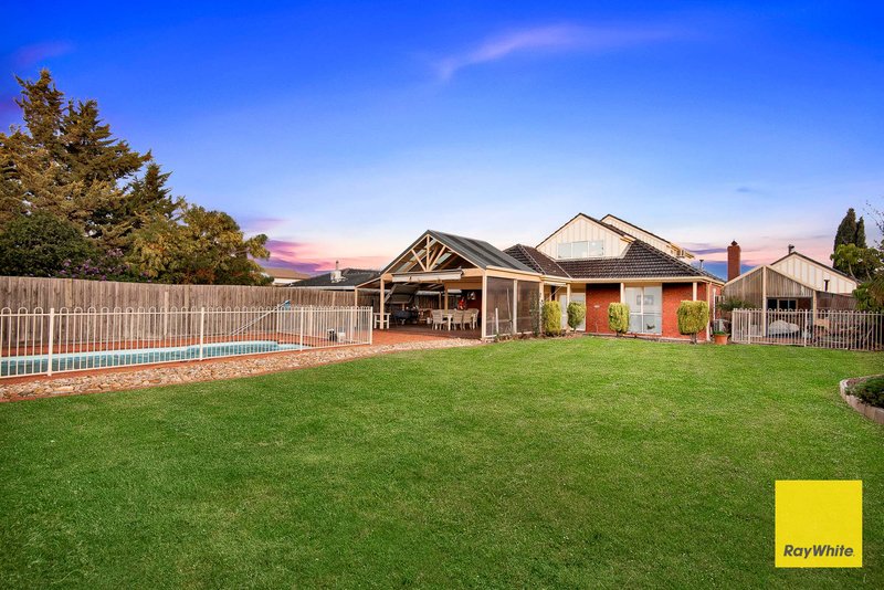 Photo - 8 Coral Court, Hoppers Crossing VIC 3029 - Image 24