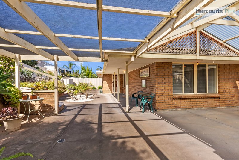 Photo - 8 Cormorant Drive, Hallett Cove SA 5158 - Image 20