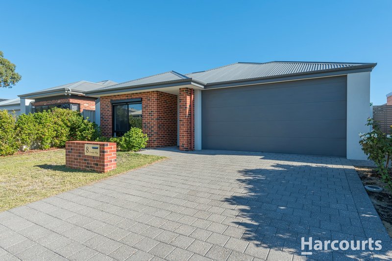 Photo - 8 Corvina Way, Woodvale WA 6026 - Image 2
