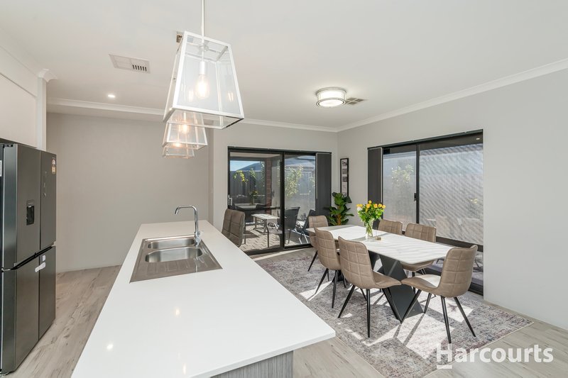 Photo - 8 Corvina Way, Woodvale WA 6026 - Image 7