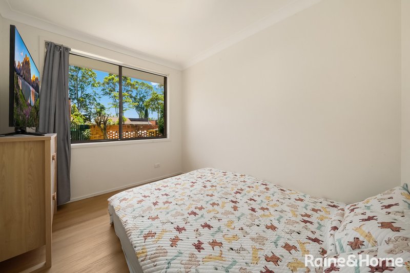 Photo - 8 Cotula Place, Macquarie Fields NSW 2564 - Image 7
