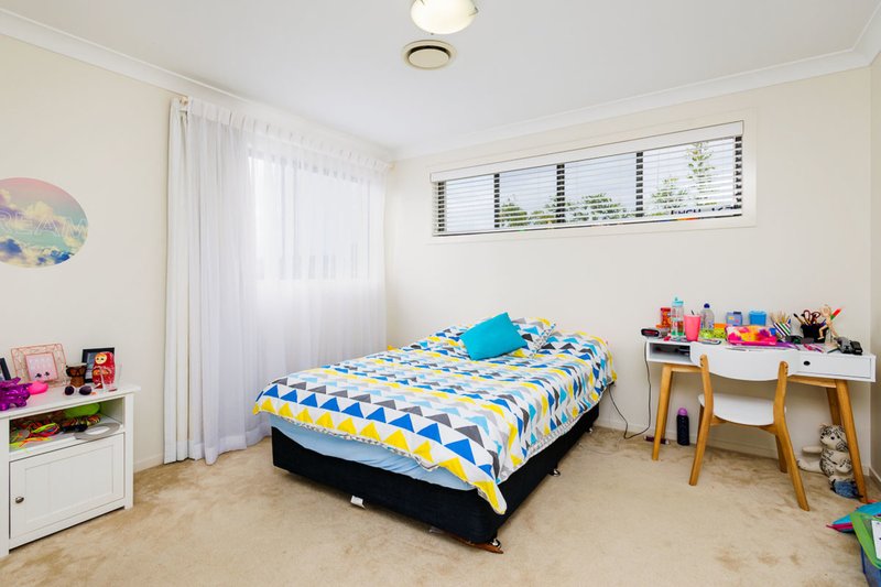 Photo - 8 Cova Boulevard, Hope Island QLD 4212 - Image 15