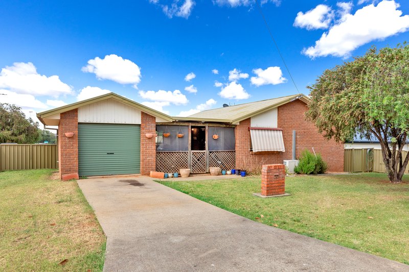 8 Cowper Close, Tamworth NSW 2340