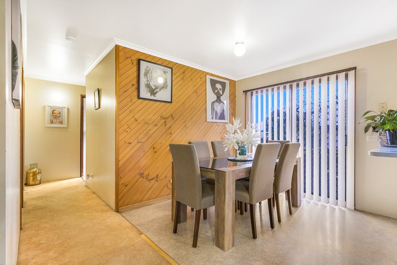 Photo - 8 Cowper Close, Tamworth NSW 2340 - Image 4